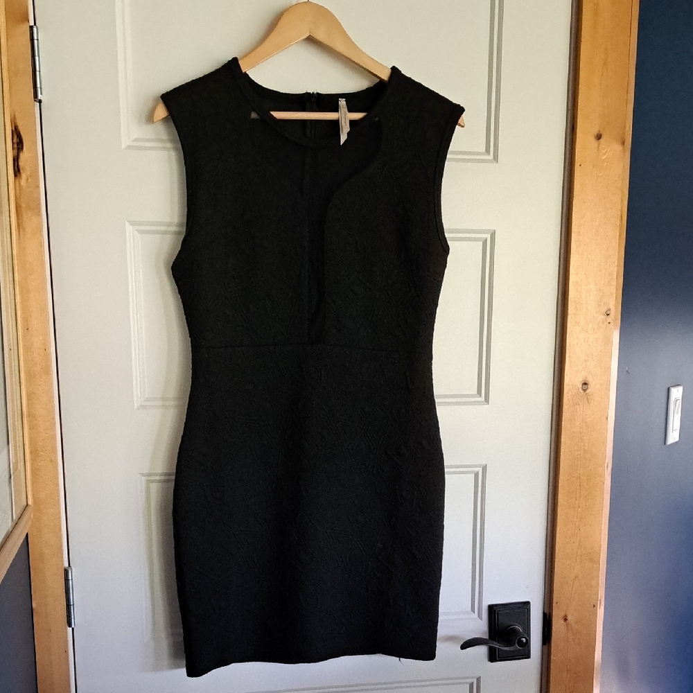 Chic Black Sleeveless Mini Dress